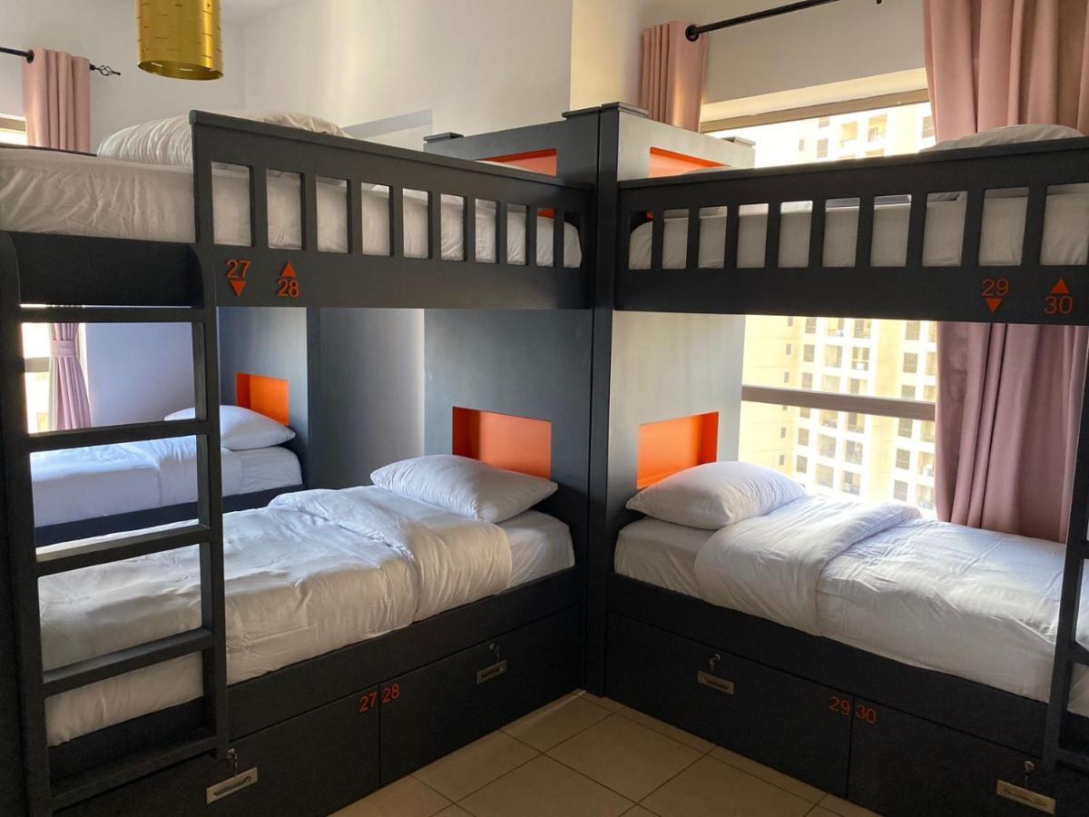 Grays Hostel By Haly Dubai Bagian luar foto