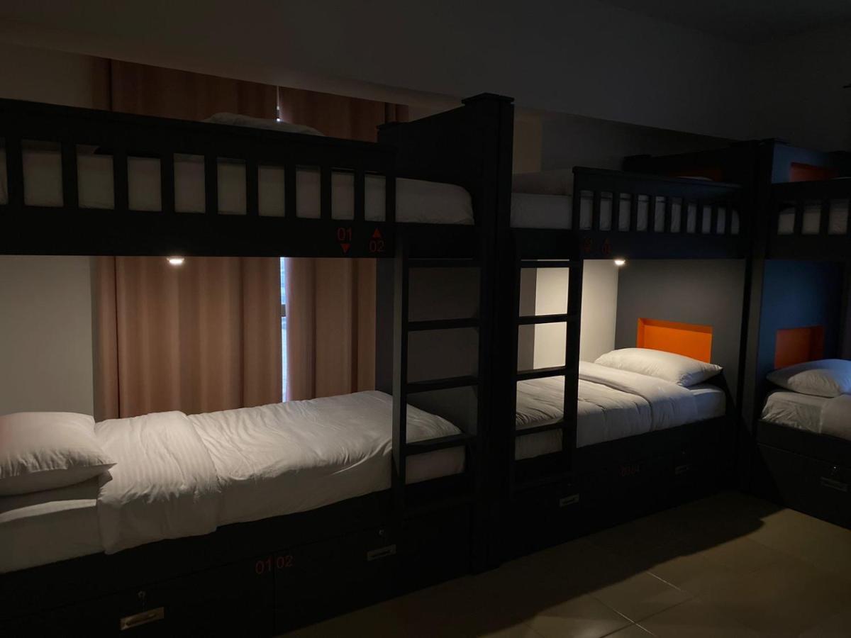 Grays Hostel By Haly Dubai Bagian luar foto