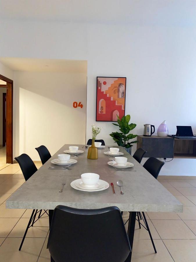 Grays Hostel By Haly Dubai Bagian luar foto